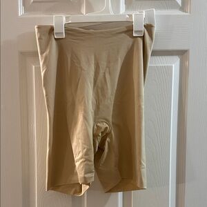 Spanx High-Waisted Shaping Shorts – Nude